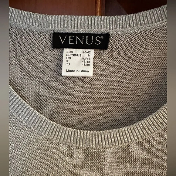 VENUS SHIMMER KNIT DRESS white, silver, gold size medium - Picture 3 of 4
